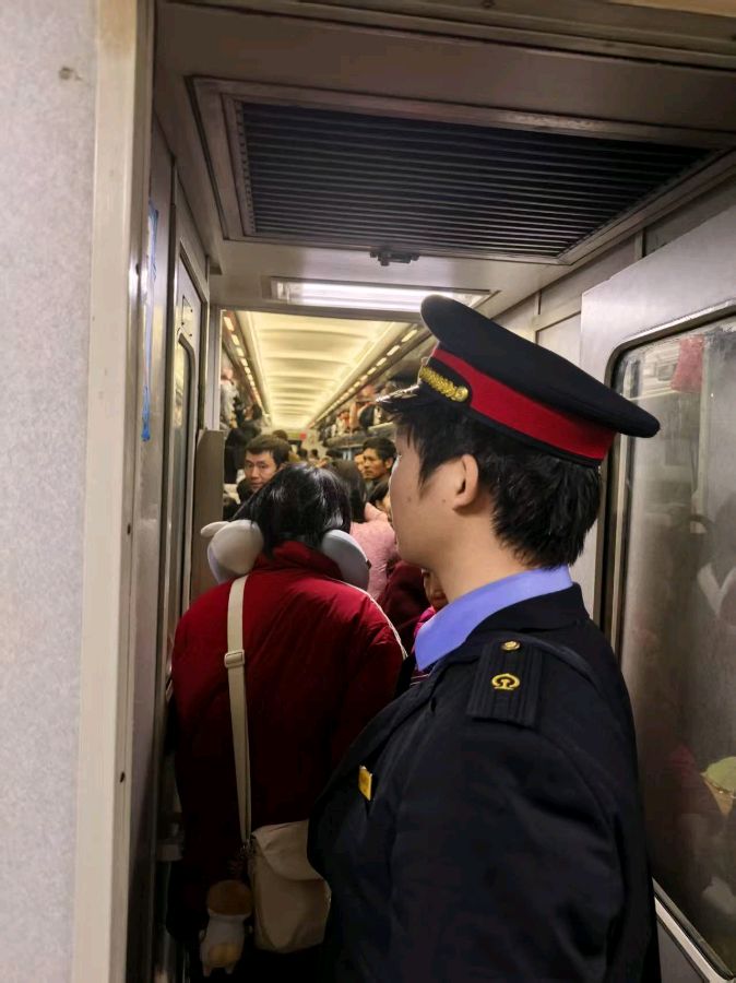 「春运快报」涪工春运团旗红‖涪陵工务段关团联手兵分三路战春运（图34）