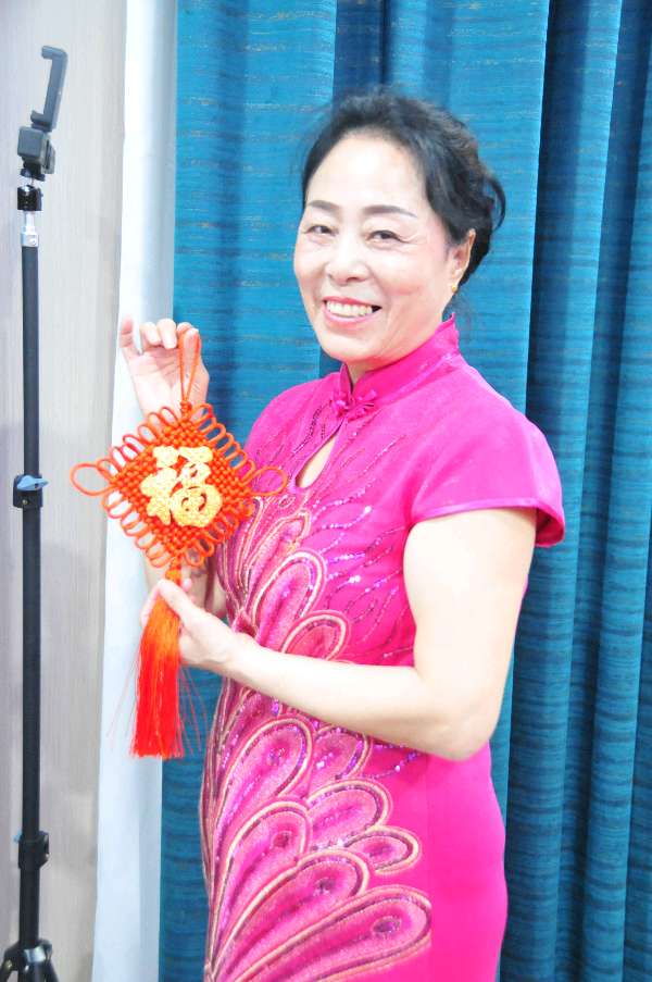 （照片版之二）诵读浪潮势不可挡诵读人数不断刷新——天鹅湖朗诵队2024年总结表彰大会纪实（图32）