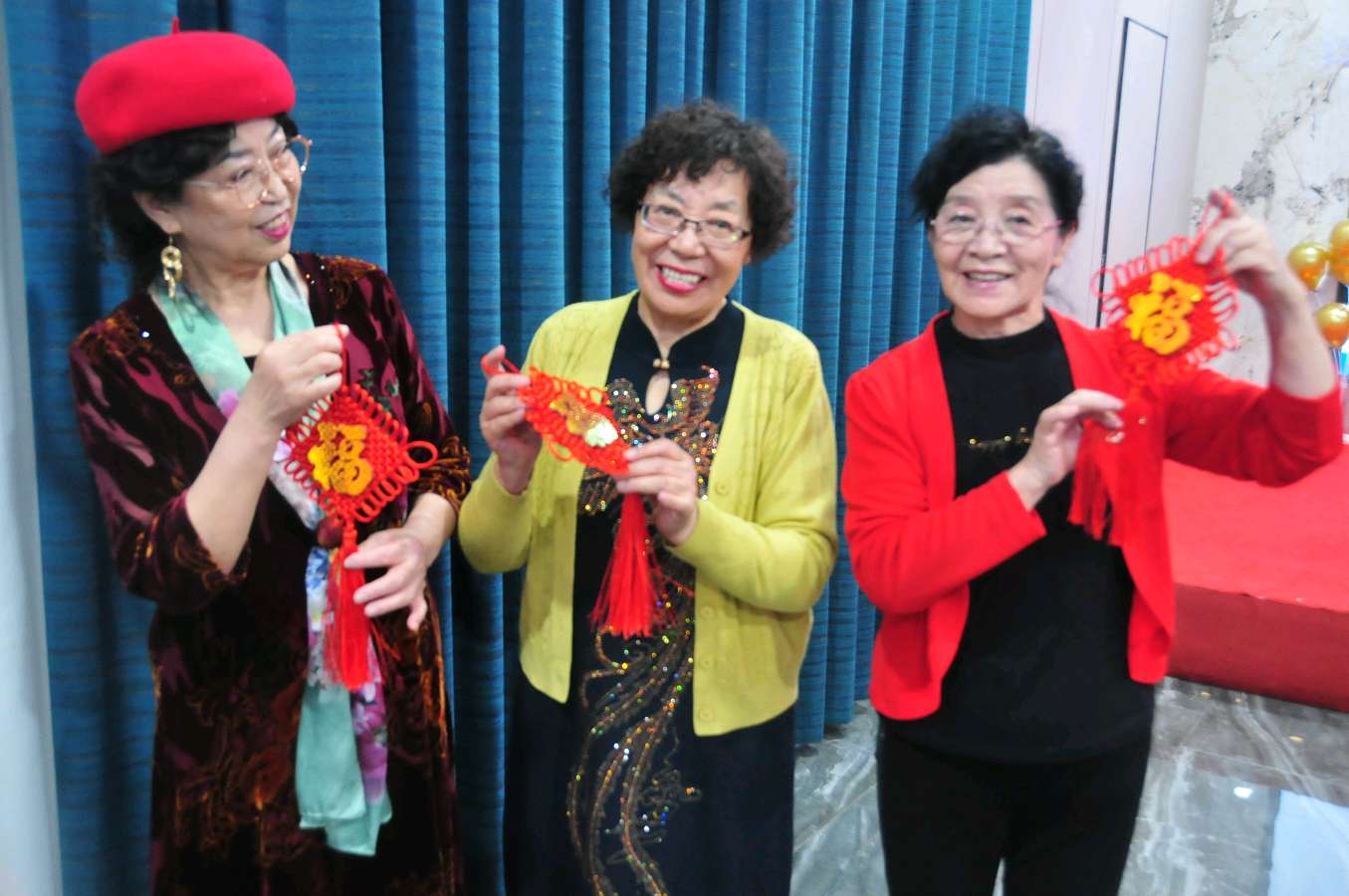 （照片版之二）诵读浪潮势不可挡诵读人数不断刷新——天鹅湖朗诵队2024年总结表彰大会纪实（图31）