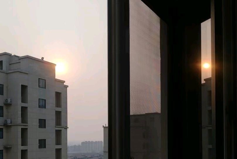 窗前的下午（外一首）