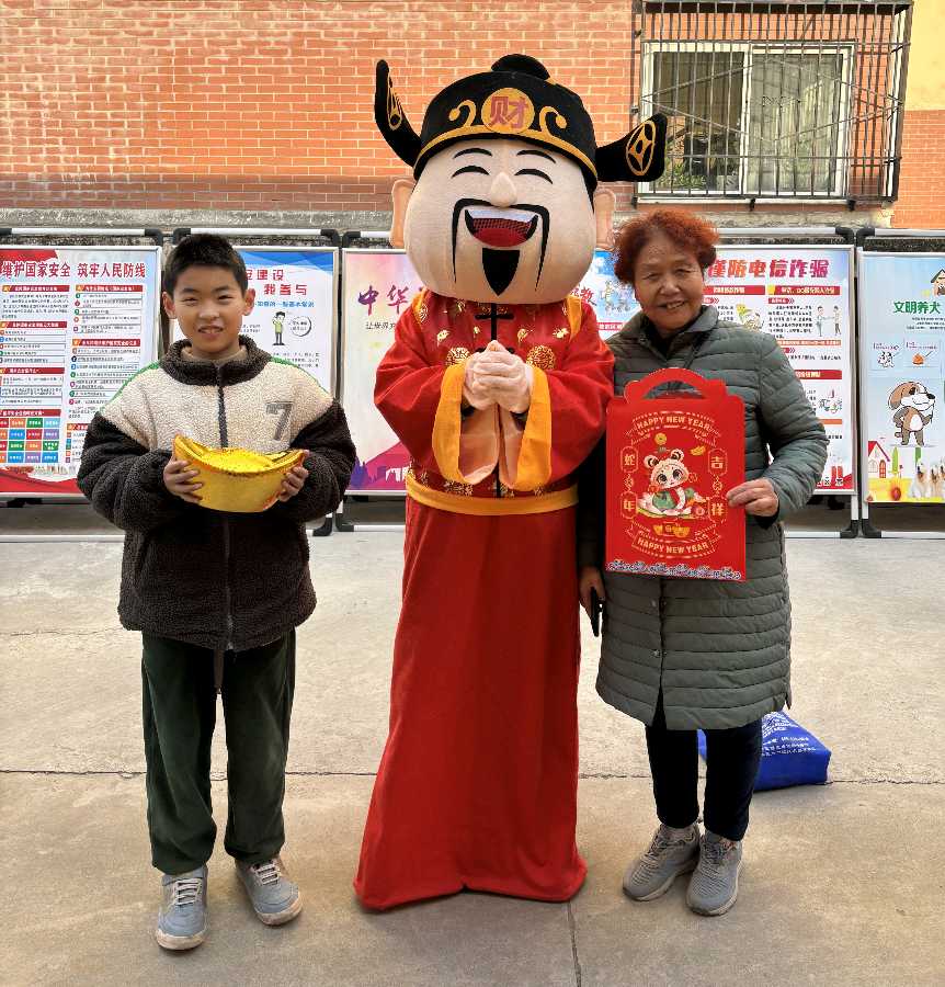《渭滨桥南街道丽园路社区春节庆典——春联送福 游戏添彩 共迎新春》供稿:丽园路社区/陕西宝鸡（图7）