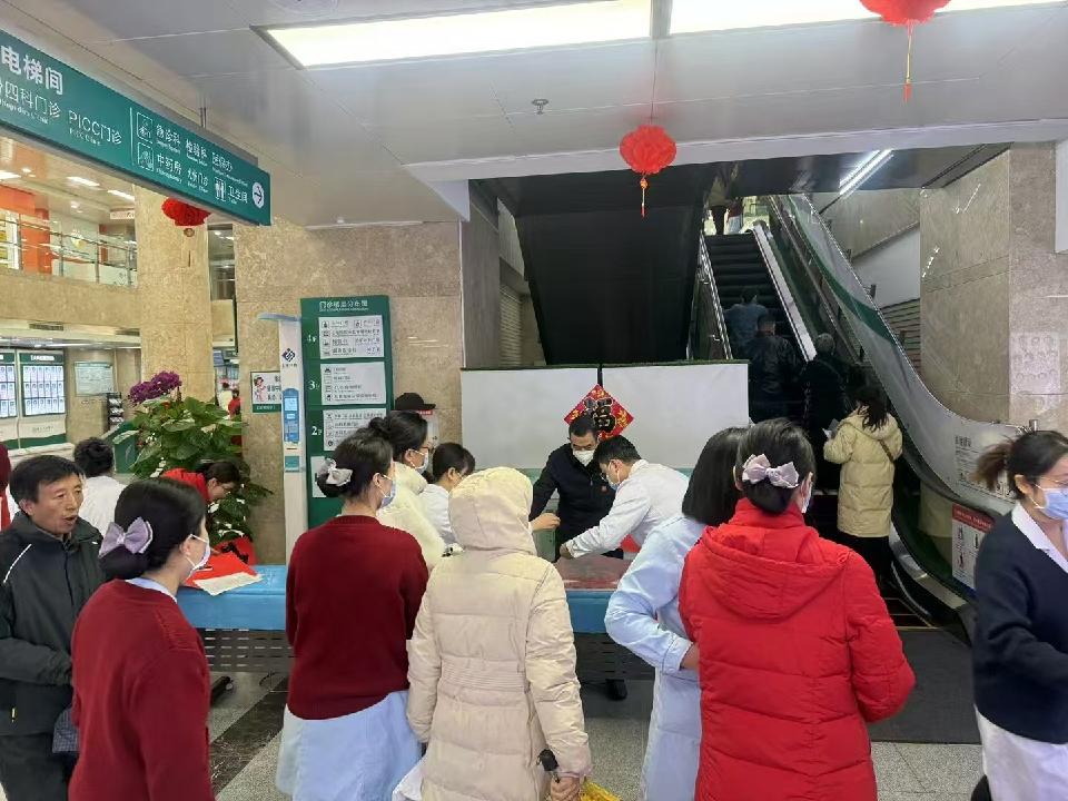 迎春纳福军缘情，挥毫泼墨慈善行 _作者ll景天栋（图6）