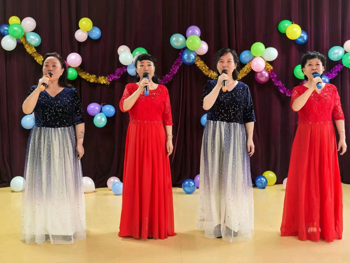 《你好！新年》 作者:欧震 主播：竹林听雨（图3）