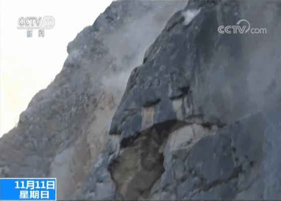 《雪域军魂》作品集锦屈营长伏兵神仙洞李排长大意遁敌兵 —— 康南剿匪遗事之七作者‖于同兴(岐山)组稿‖夏宏霖(格桑花)(图9)