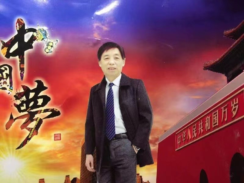 回家过年：作者||邓怀兴-朗诵||伊月儿｜海外头条（图8）