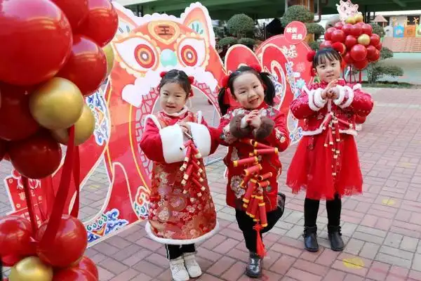 荐赏 缪浩然先生七绝.过大年（组诗）/《新华文学社》个人专辑/编辑：文苑牧童/都市头条（图6）
