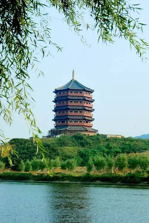 信阳之美的赞歌——读焦仁峰《信阳放歌》作者:王钦韶|海外头条(图5)