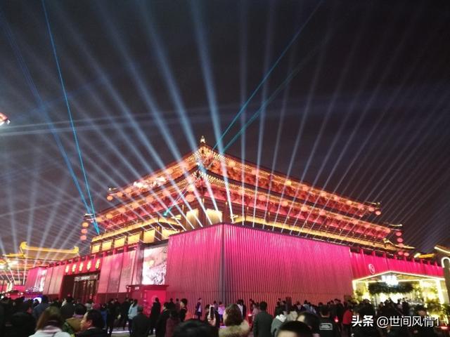 西安大唐不夜城～蛇年正月手机随拍/世间风情（图2）