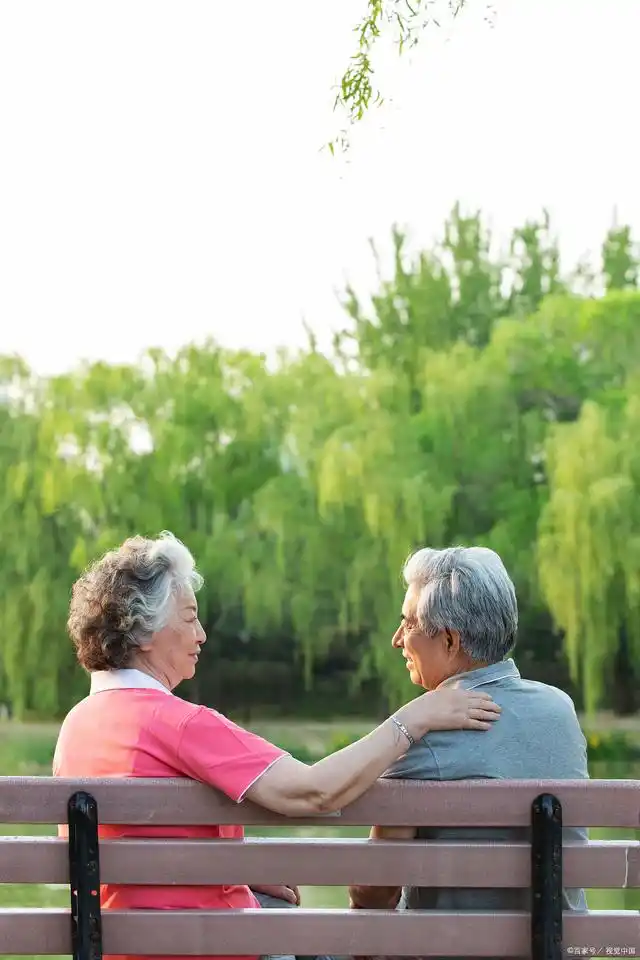 【新山东文学社】《心中有爱,落笔成诗》作者/蔡春德 主播/红叶(图5)