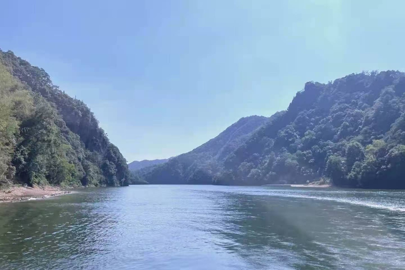 汪志成：《诗魂五泄》朗诵：琪琪~海外头条（图6）