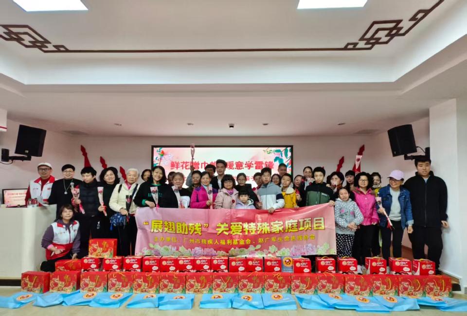 江南巾帼绽芳华，雷锋精神永传扬（图2）