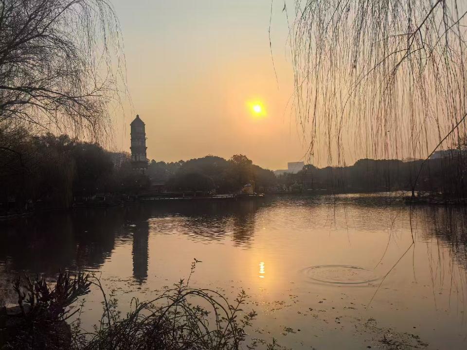 义乌赞歌：作者||尹亚青-朗诵||伊月儿｜海外头条（图5）