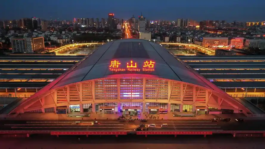 聆听 ‖ 《凤凰再涅槃》作者/王大生 合诵/水凌凌 安然 凤凰于飞 左右冯源 立阳 幸运草 风和日丽 魏曼珍（图13）