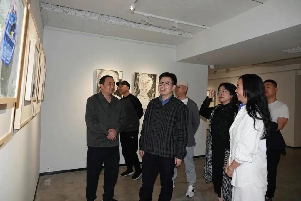 “澄怀味象——湖南省画院小幅美术精品展”在长沙开幕（图2）