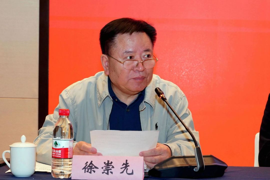 中国楹联野草诗社十二（江苏）研修院096期微刊步韵徐会长《我为诗人写首歌》