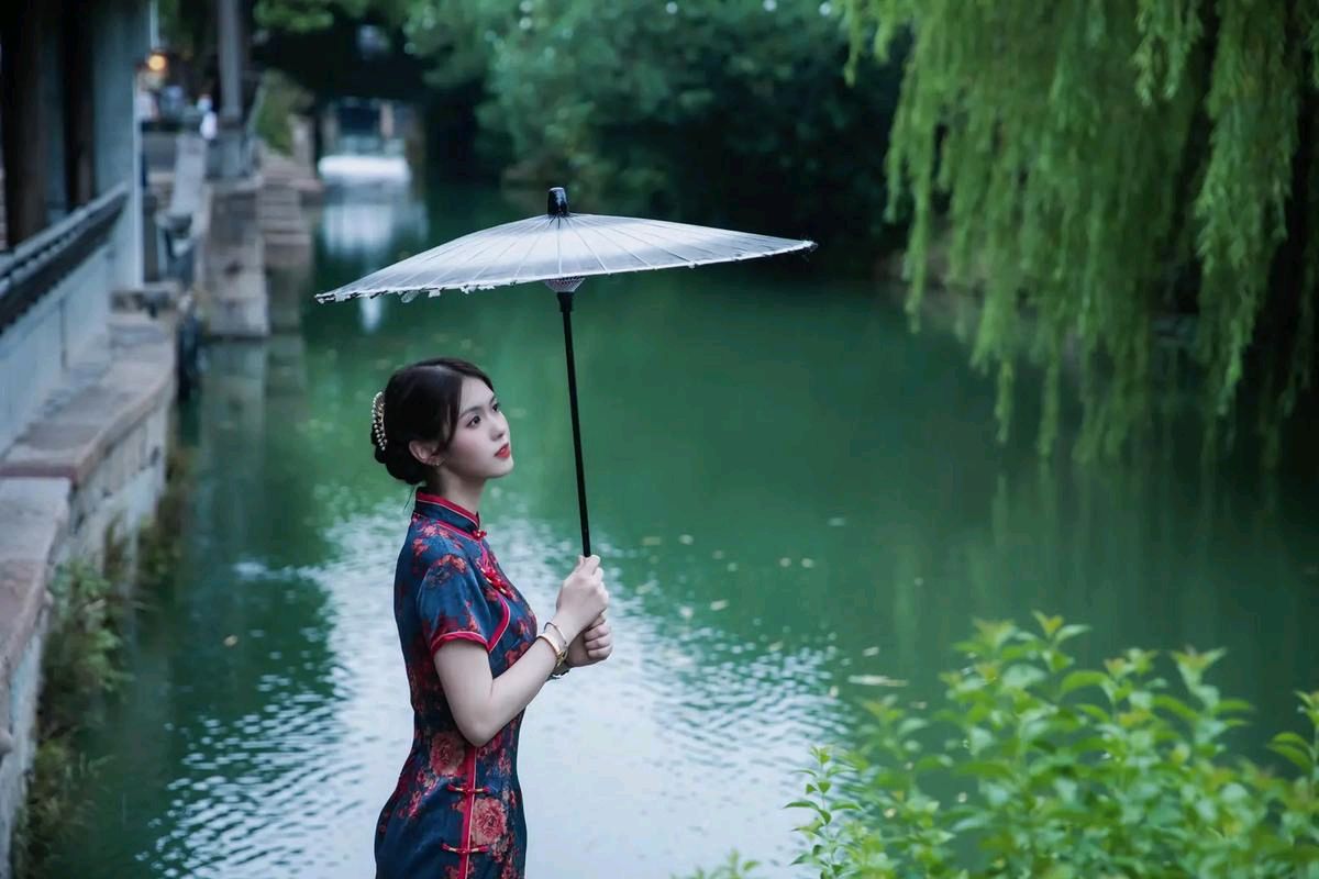 七绝-柳浪闻莺（外一首）诗||旗袍（图15）