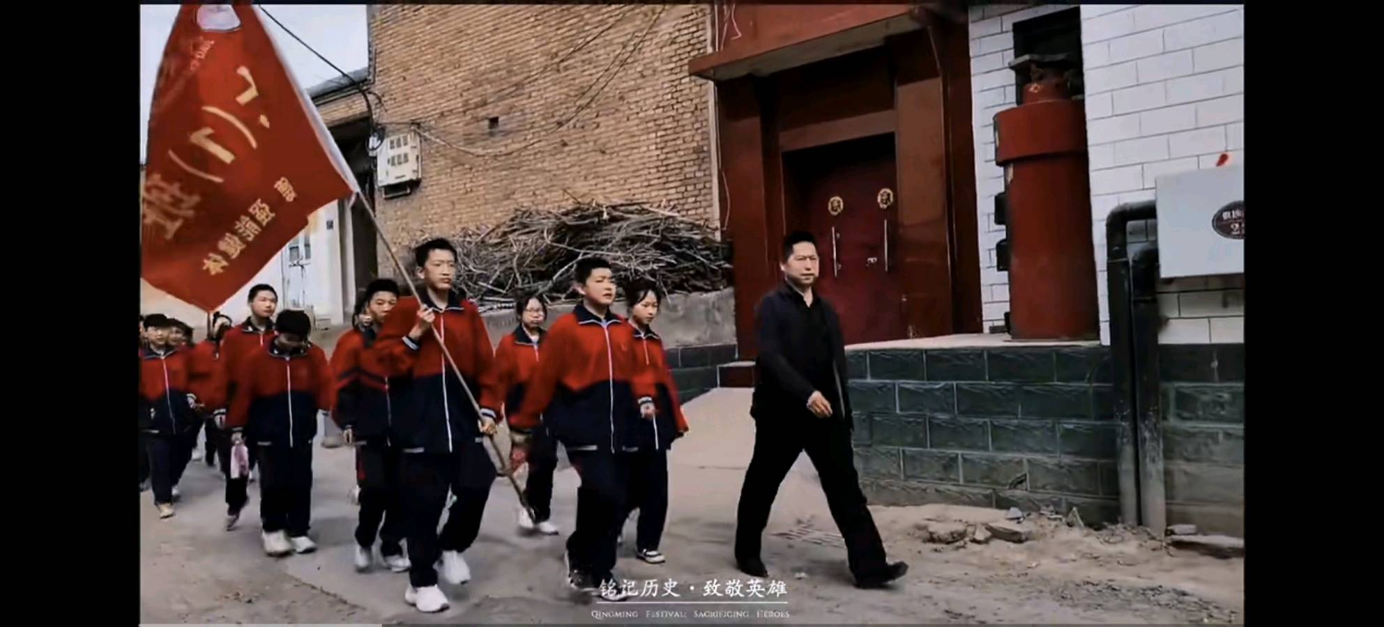 李靖水：追思烽火岁月，传承红灯精神