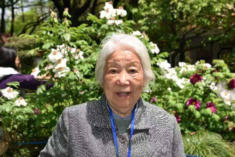 蝶恋花-沪漕溪公园赏百年牡丹又思母* 文/冯志清（上海）【冰心文化传媒】（图11）