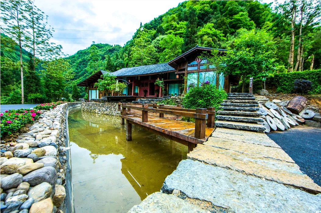 《刘文波著名现代诗人现代古诗七律赏析》作者：刘文波 [中国现代诗歌文化传媒推荐]（图7）