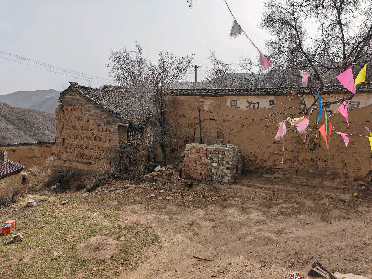 李靖水：青山埋忠骨，清明祭英魂（图4）