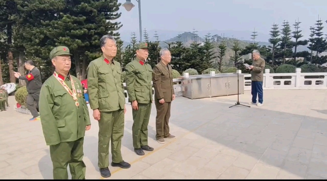 【老兵情怀.老山纪行2】段军：七律.参加2025乙巳蛇年清明节重返战场《祭英烈老山行》纪念活动杼怀（组诗新韵三首）北京头条.西安头条.都市头条发布！（图11）