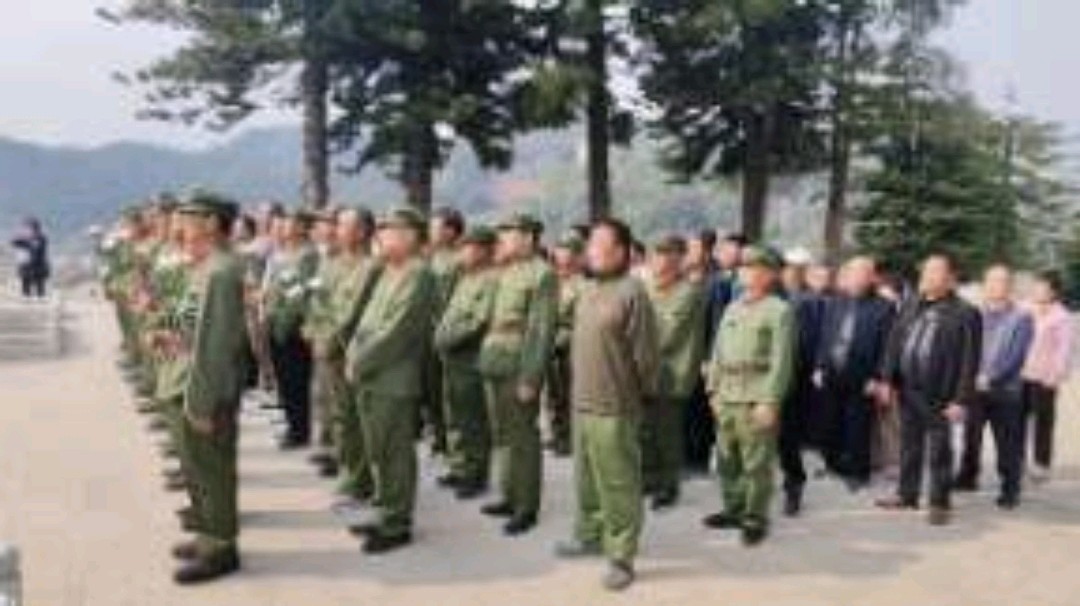 【老兵情怀.老山纪行2】段军：七律.参加2025乙巳蛇年清明节重返战场《祭英烈老山行》纪念活动杼怀（组诗新韵三首）北京头条.西安头条.都市头条发布！（图12）