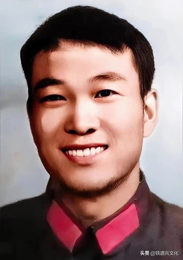 孙映军装 孙映军装
