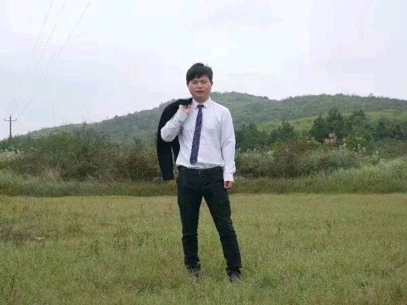 《穿过三十载光阴，那个溪边喂鸭少年仍在记忆里鲜活》