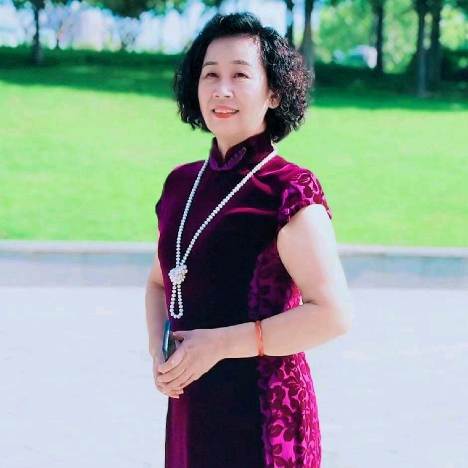 【九月茶韵文学诗社】2025—023 五一国际劳动节特刊(之三)《劳动者之歌》作者/刘林丽 主播/旭洋 编辑制作/刘林丽（图12）
