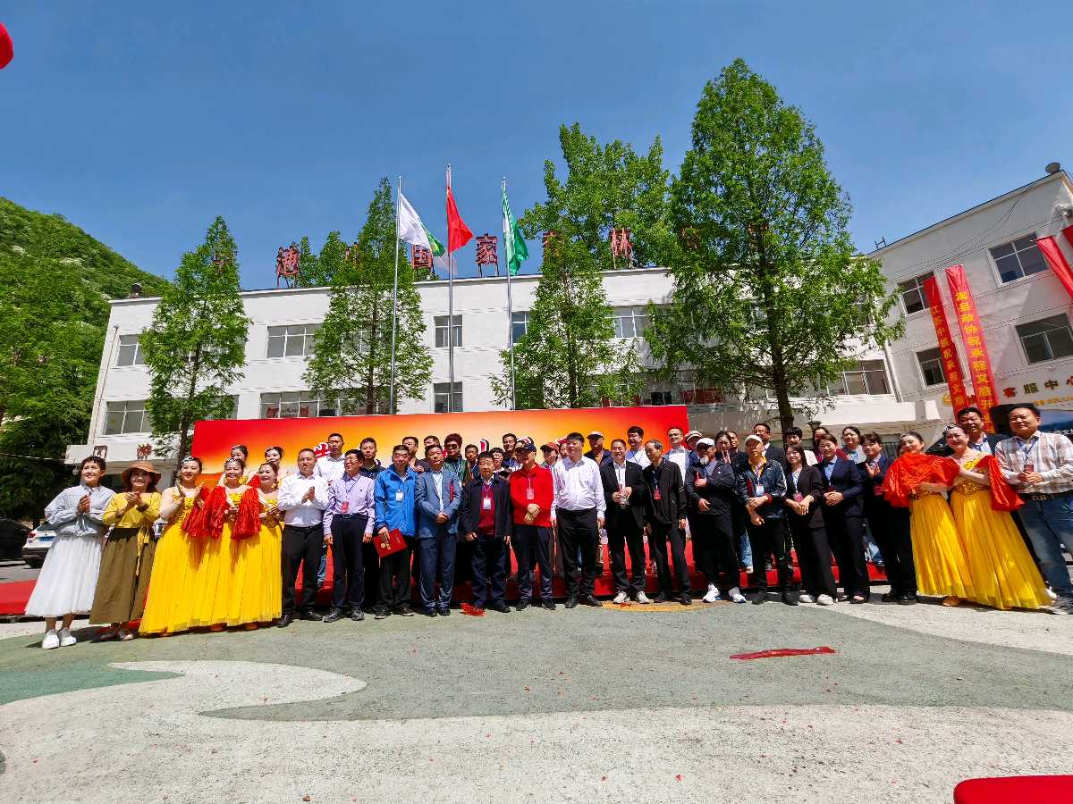 半亩方塘一鉴开 天光云影共徘徊 嵩县天池山2025年免门票政策发布会圆满收官（图9）