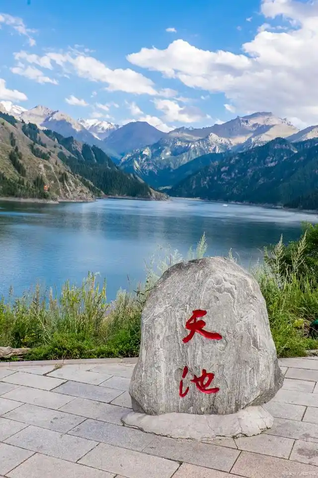 千年历史的丝绸重镇 ——乌鲁木齐（图10）