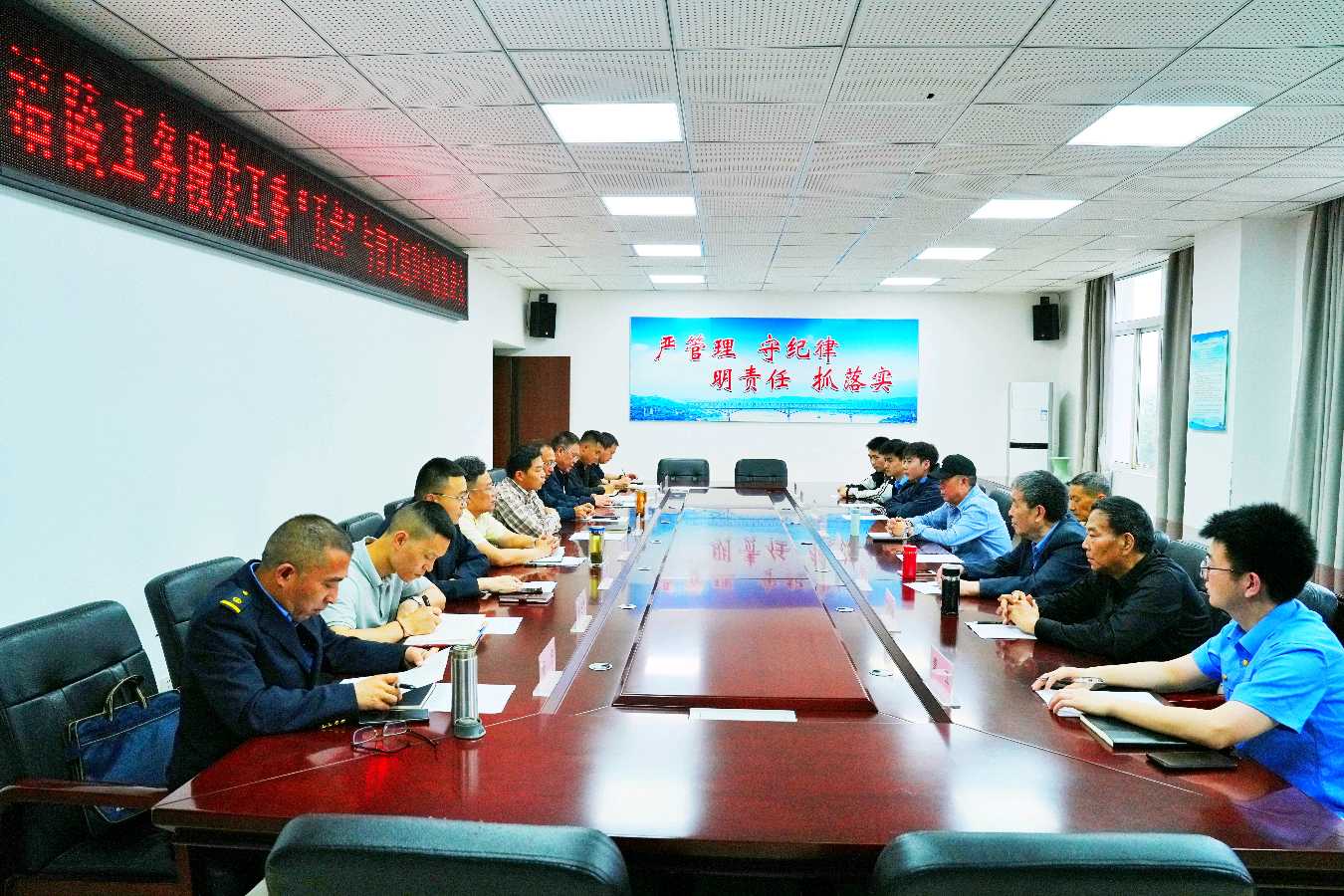 「关工动态」涪陵工务段关工委召开“五老”与青工结对包保推进会（图9）
