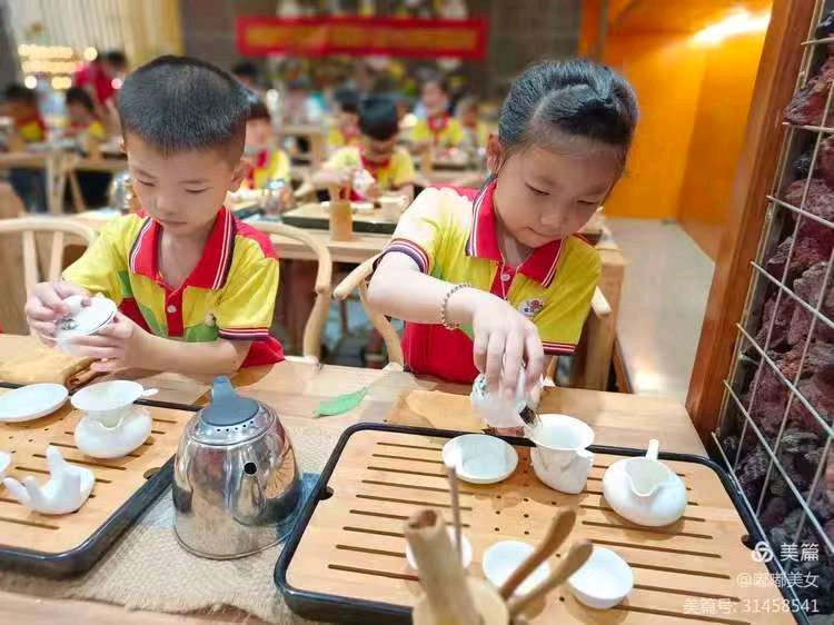 泉港区童话幼儿园系列诗选之⑧诗◑雅轩琴韵（图19）