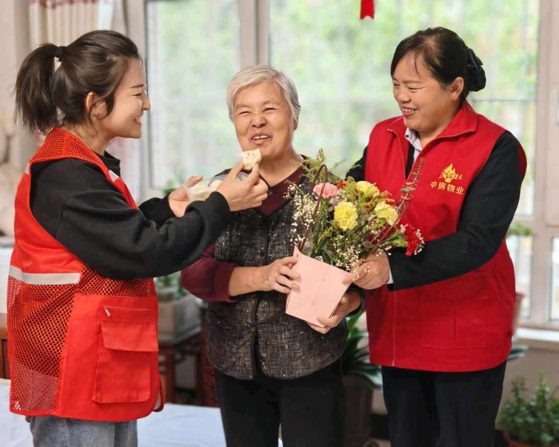 母亲节特别行动：让爱与温暖在社区绽放（图2）