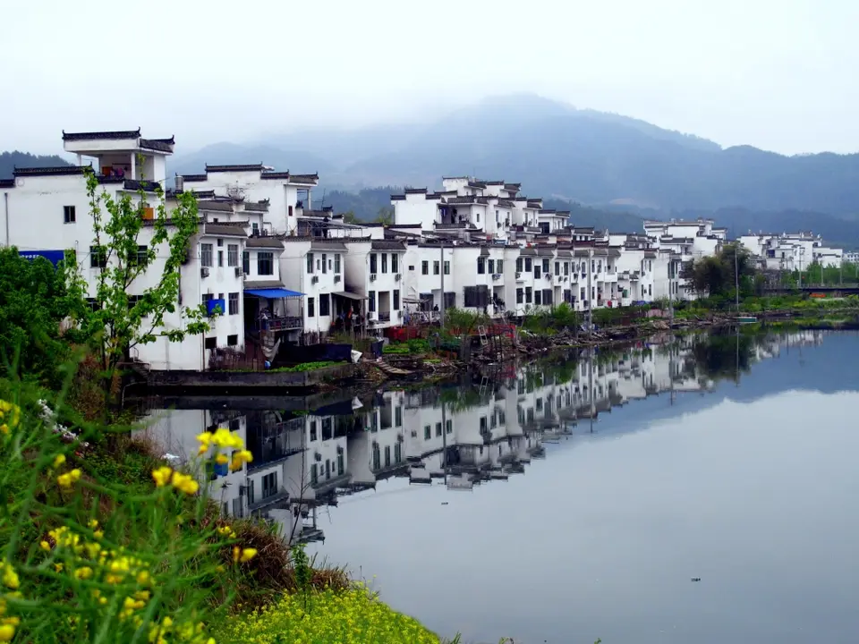七律·游婺源江湾（文/邹晓华）……莲叶之珠文学社（图4）