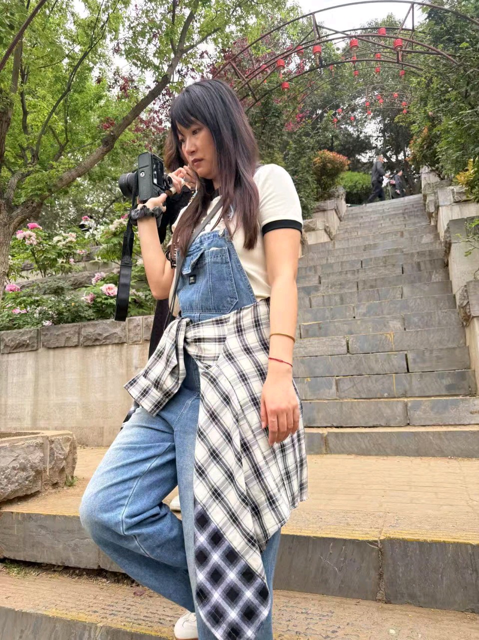 小院 作者：李献彬（图5）