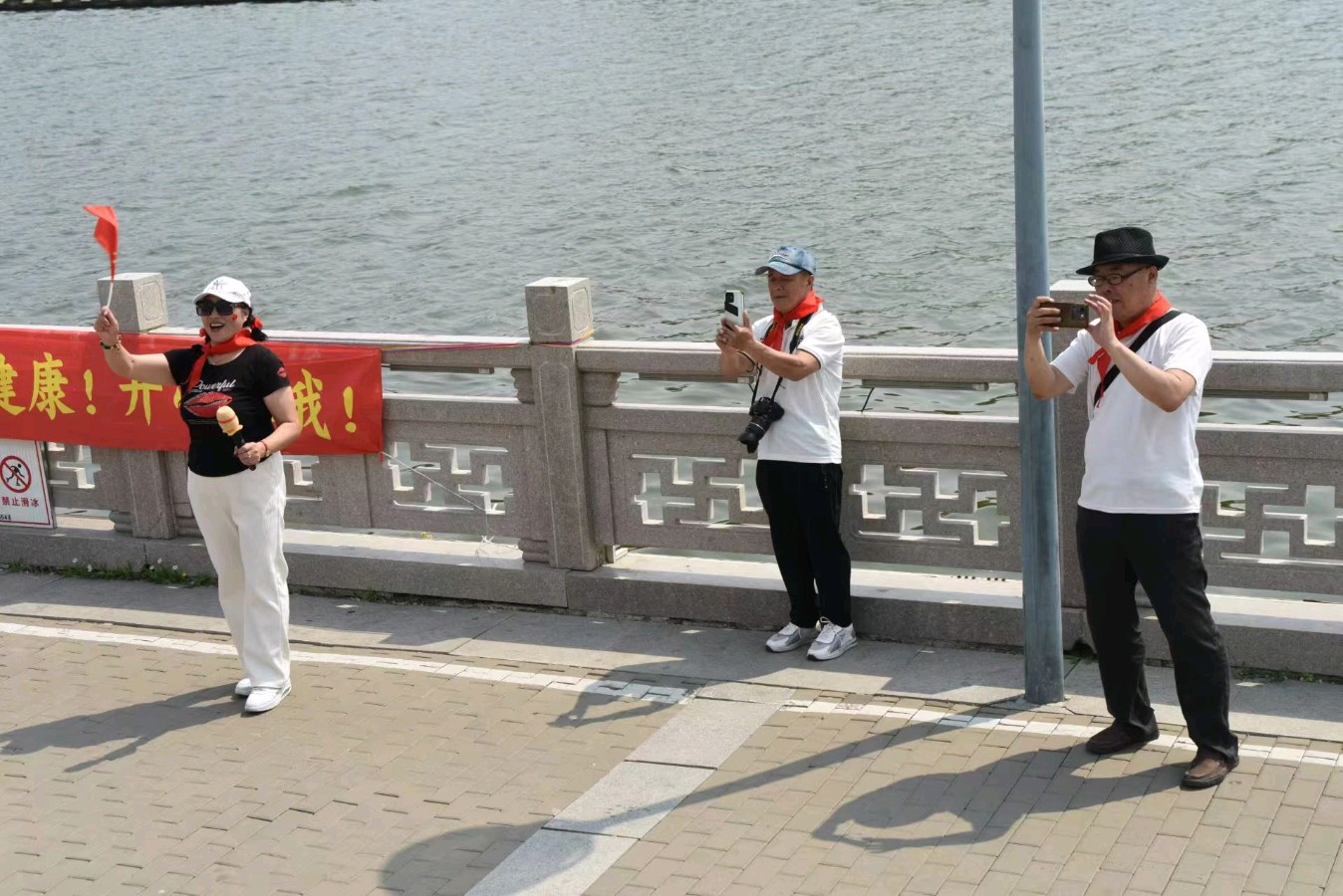 完美唱歌群庆六一活动视频图片展播（图6）
