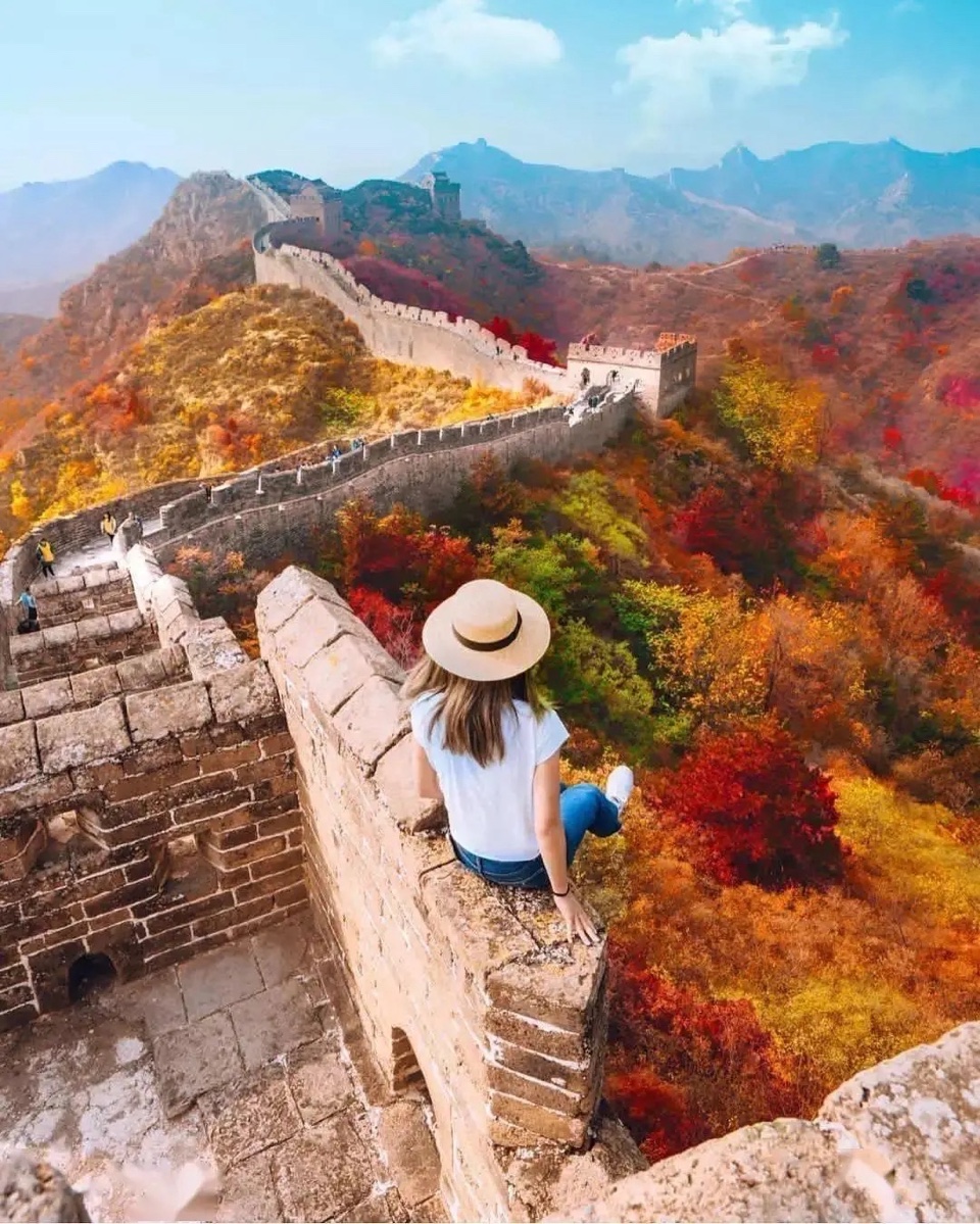 荆洪（美国）朗诵《世界需要爱》文：老男孩【金话筒朗诵团】世界诗人名人展13781期（图5）
