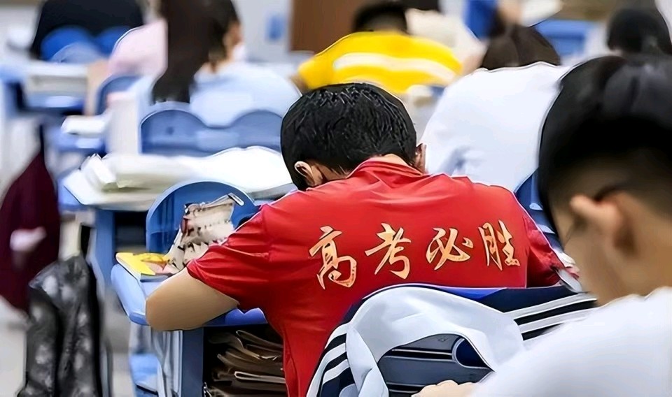 《九江文学社：北京头条》乙巳高考专刊（图23）