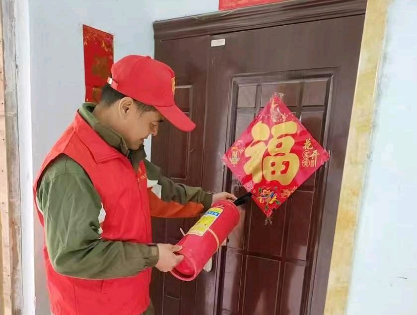 宝丰：志愿服务激活基层治理“一池春水”（图2）