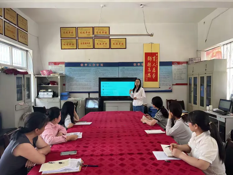 简篇-学思践悟共成长,经验传承促提升 —— 魏县边马乡中学开展跟岗培训成果分享会