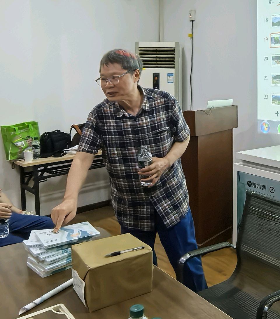 「文学动态」探寻嘉陵江源头奥秘‖阿蛮长篇纪实散文《嘉陵十卷》新书分享会纪实(图6)
