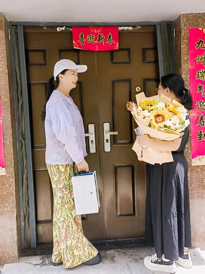 【允美教育集团】情暖桑榆，赓续初心——西双版纳州允景洪小学党委开展“七一”慰问离退休党员教师主题党日活动（图3）