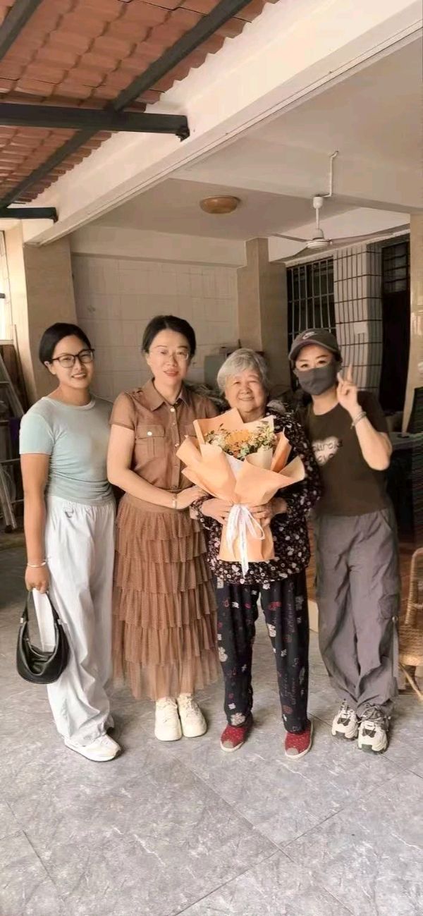 【允美教育集团】情暖桑榆，赓续初心——西双版纳州允景洪小学党委开展“七一”慰问离退休党员教师主题党日活动（图5）