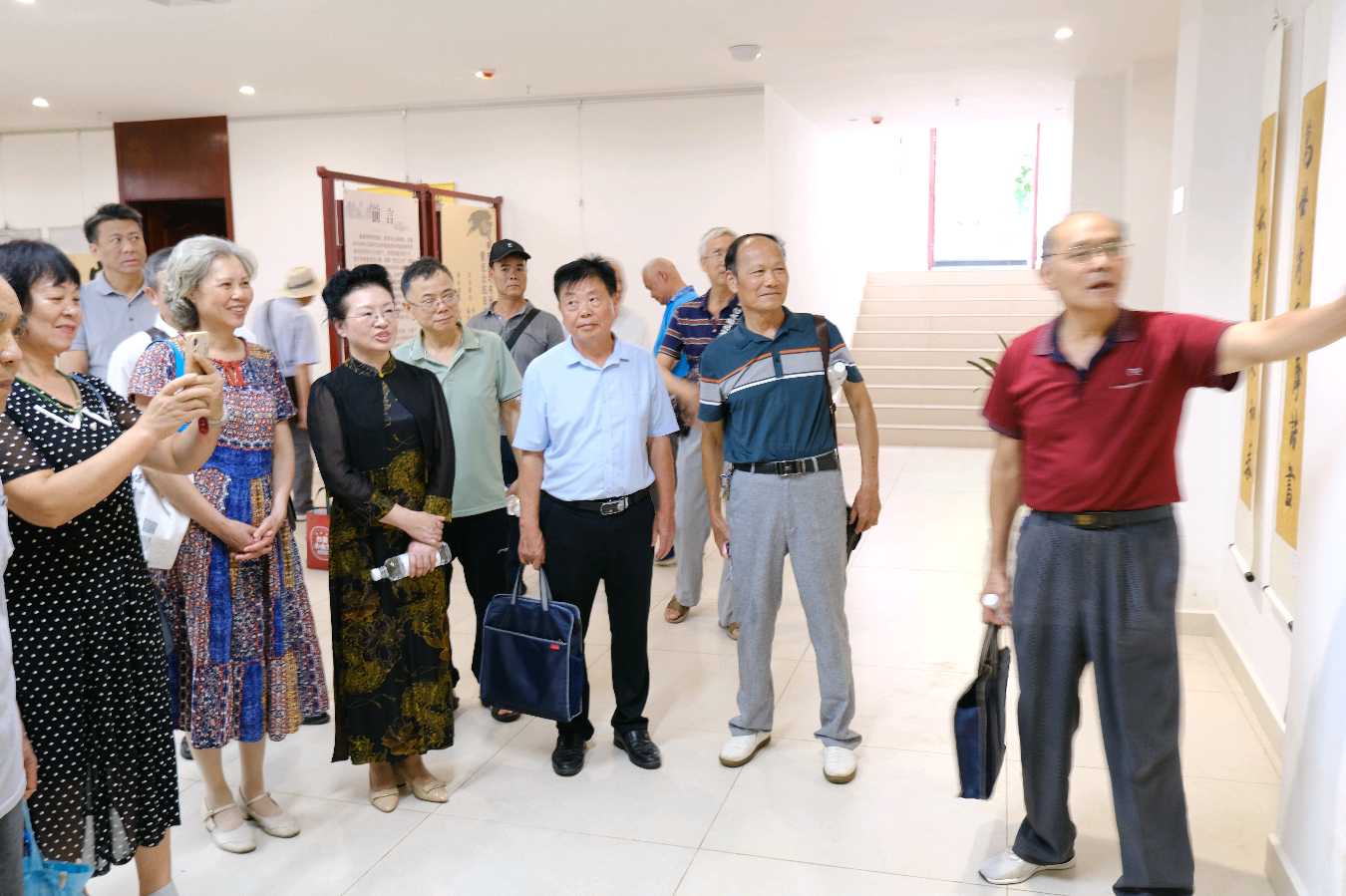 草赖麻直成古韵 丹青溢彩换新章∥热烈祝贺桂林市老年书画研究会状元丹青艺术基地成立∥韦运雪.郑斌.陈永勇.卢新湘.唐江.冯继斌.覃金枝.莫天华.班镇等佳作欣赏(图115)