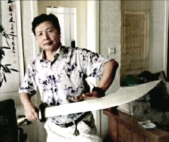 尹玉峰：水调歌头 · 谁执燧人火丨贺新郎 · 诗铸青锋钜丨京港澳台世界头条