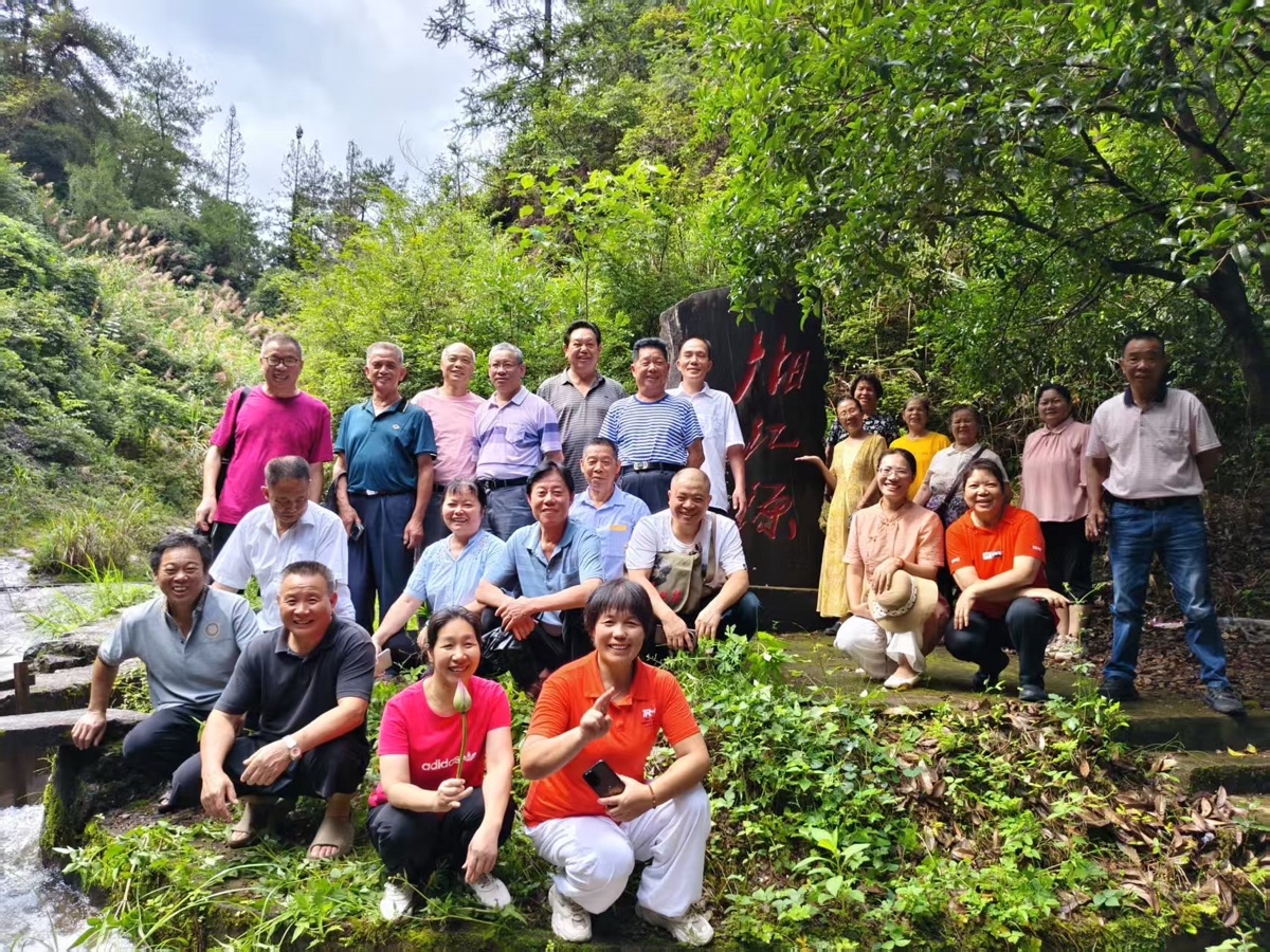 李叙明先生乙巳夏诗词专辑中十四首//桂林诗词楹联学会（中国）华南最高峰（网刊）第440期. 桂林头条. 都市头条（图9）