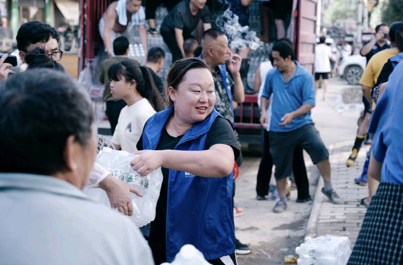【荣耀中国】风雨同舟爱心汇聚力量——普济公益为榕江抗洪救灾（图15）