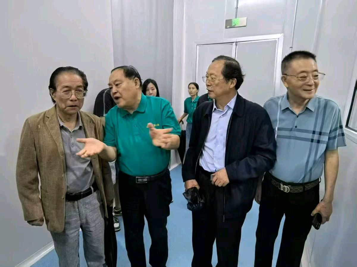 中国龙第六届“牛肝菌杯”征文作品选登:菌香里的时光褶皱,作者:丁罗蕾,点评/袁徳礼(图6)
