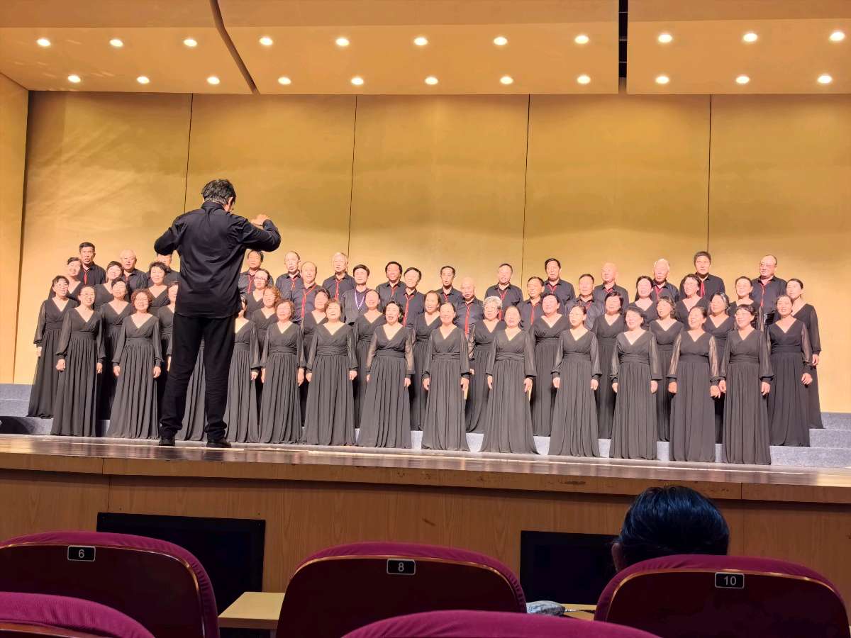 李敬党《运河之畔歌声扬 合唱雅韵绽华光》诵读、编辑:开心快乐【运河之春】(第201期)（图13）